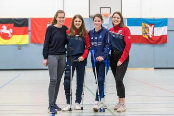 Bild 70 - Loewinnen Cup B-Juniorinnen